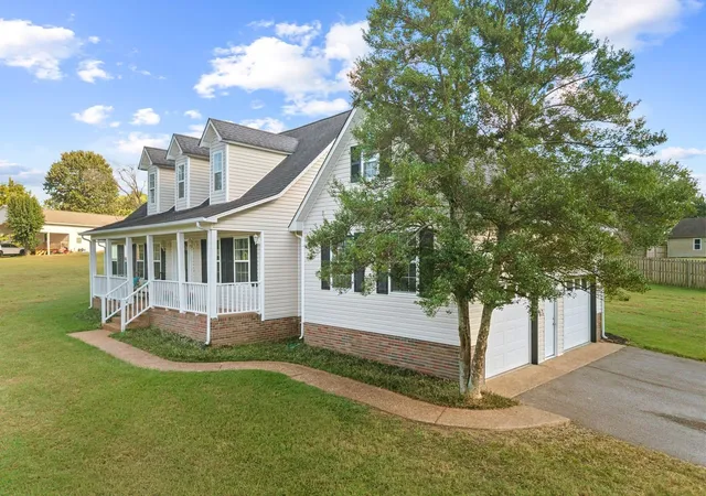 Photo 2 of Single family home for sale at 3600 Artesian Way, Spring Hill, TN 37174 | MLS# 3598039 | Listing updated on 2026-09-26