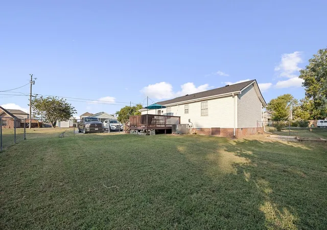 Photo 3 of Single family home for sale at 1320 Raden Dr, Lebanon, TN 37087 | MLS# 3594542 | Listing updated on 2026-09-23