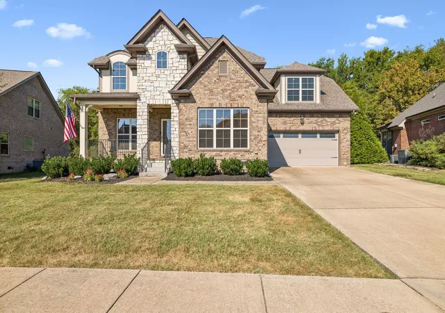 Photo 3 of Single family home for sale at 3043 Dogwood Trl, Spring Hill, TN 37174 | MLS# 3593248 | Listing updated on 2026-09-21
