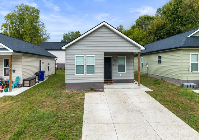 Photo 2 of Single family home for sale at 1594 Perry St Se, Cleveland, TN 37311 | MLS# 3599310 | Listing updated on 2026-09-25