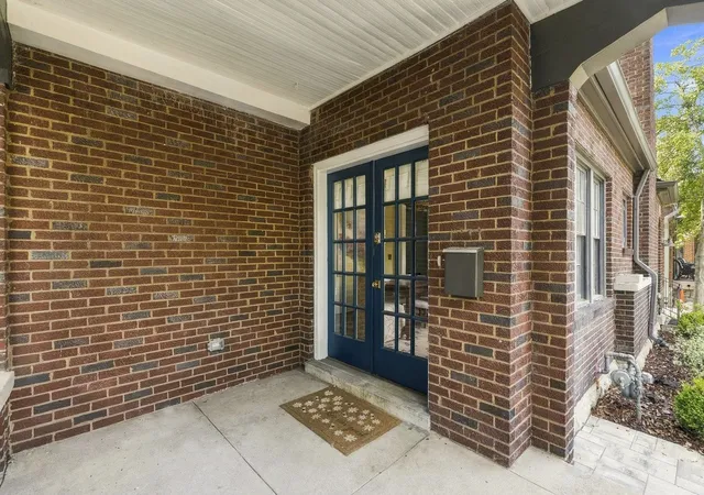 Photo 2 of Single family home for sale at 1405 Clayton Ave, Nashville, TN 37212 | MLS# 3594091 | Listing updated on 2026-10-05