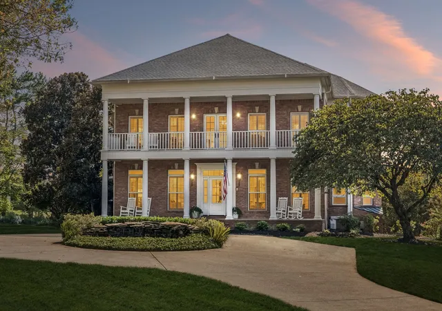 Photo 1 of Mansion for sale at 1608 Wellington Ct, Gallatin, TN 37066 | MLS# 3597014 | Listing updated on 2026-09-30