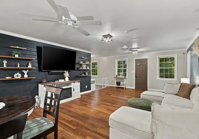 Photo 3 of Single family home for sale at 1420 Shoot Rd, Hartsville, TN 37074 | MLS# 3595566 | Listing updated on 2026-09-25