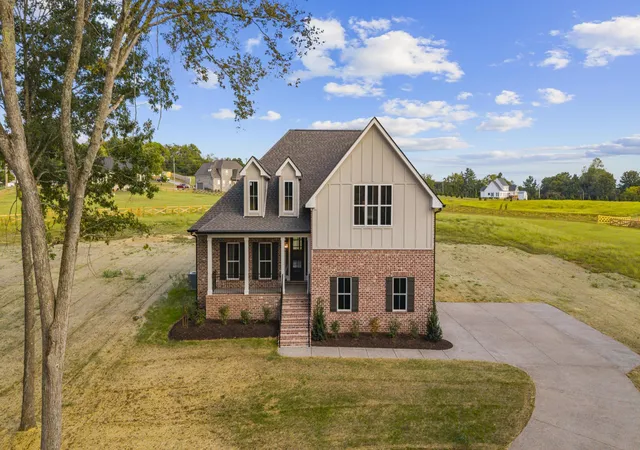 Single family home for sale at 1605 Sulphur College Rd #5, Hartsville, TN 37074 | MLS# 3598526