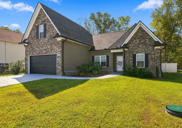 Single family home for sale at 3105 Stonehorn Dr, Bell Buckle, TN 37020 | MLS# 3596936