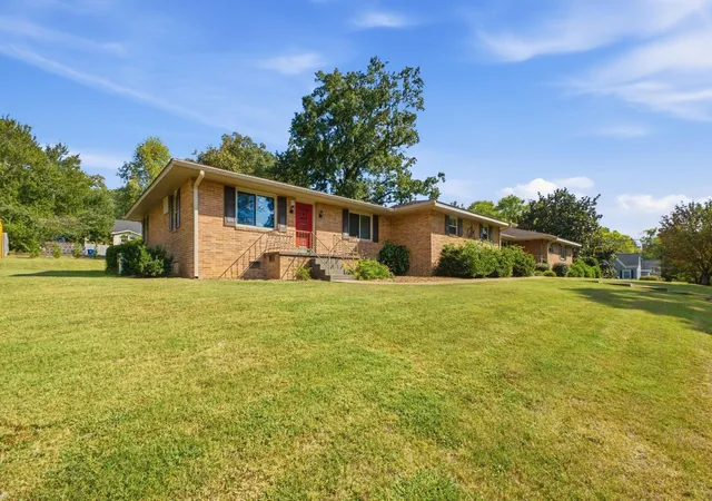 Photo 2 of Single family home for sale at 4200 Tacoma Ave, Chattanooga, TN 37415 | MLS# 3599478 | Listing updated on 2026-09-28