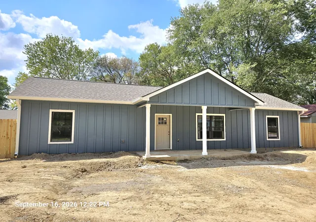 Photo 1 of Single family home for sale at 0 Gentry St, Tullahoma, TN 37388 | MLS# 3596106 | Listing updated on 2026-10-07