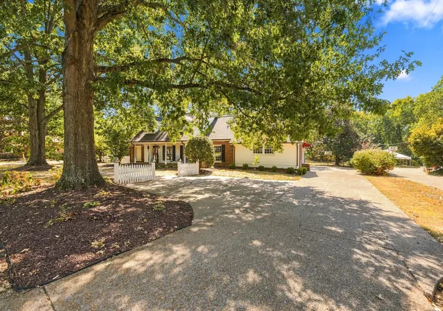 Photo 3 of Single family home for sale at 6229 Milbrook Rd, Brentwood, TN 37027 | MLS# 3596916 | Listing updated on 2026-09-24