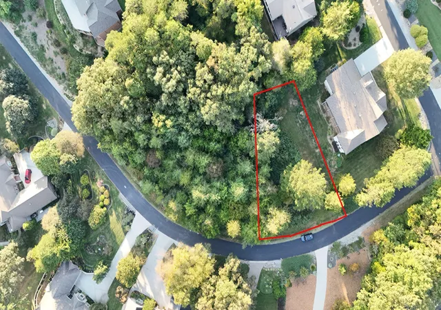 Photo 1 of Land for sale at 402 Shawnee Pl, Loudon, TN 37774 | MLS# 3592945 | Listing updated on 2026-10-08
