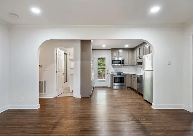 Photo 3 of Single family home for sale at 2245 Burbank Ave, Nashville, TN 37210 | MLS# 3599249 | Listing updated on 2026-10-04