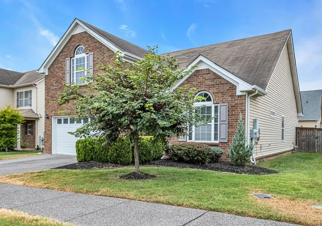 Photo 4 of Single family home for sale at 4002 Lexie Ln, Spring Hill, TN 37174 | MLS# 3599093 | Listing updated on 2026-10-22