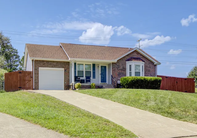Photo 1 of Sale Pending at 202 Bradley Ct, Clarksville, TN 37043 | MLS# 3593032 | Listing updated on 2026-10-16