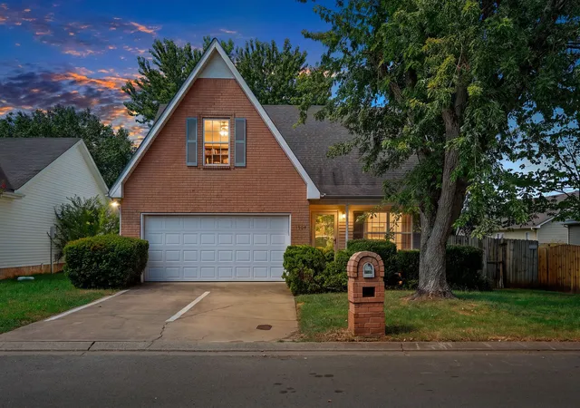 Photo 1 of Single family home for sale at 1504 Carrick Dr, Murfreesboro, TN 37128 | MLS# 3596118 | Listing updated on 2026-10-30