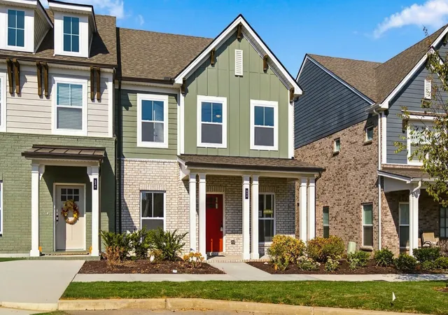 Photo 2 of Townhouse for sale at 344 Twig Pvt Ct, Hendersonville, TN 37075 | MLS# 3592982 | Listing updated on 2026-10-08