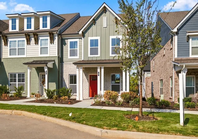 Photo 3 of Townhouse for sale at 344 Twig Pvt Ct, Hendersonville, TN 37075 | MLS# 3592982 | Listing updated on 2026-10-08