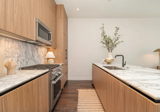 Photo 4 of Condo for sale at 160 2nd Avenue S #1904, Nashville, TN 37201 | MLS# 3597487 | Listing updated on 2026-09-22