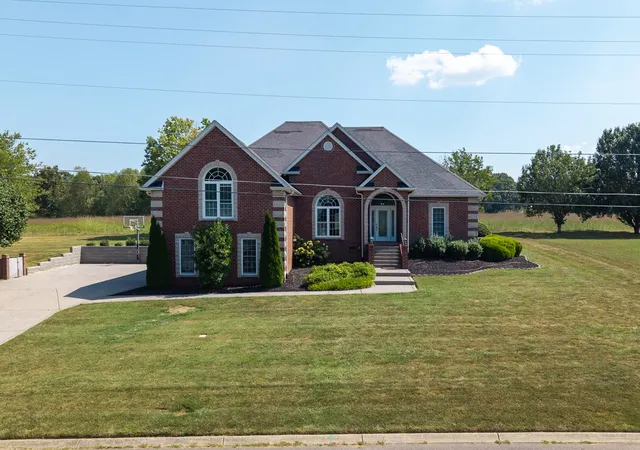 Photo 1 of Single family home for sale at 1015 Fairways Dr, Greenbrier, TN 37073 | MLS# 3593770 | Listing updated on 2026-09-27