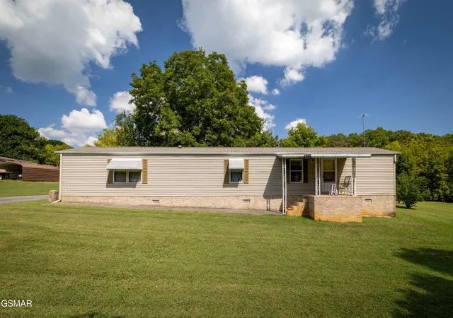 Photo 1 of Manufactured home for sale at 1420 Martha Dandridge Cir, Dandridge, TN 37725 | MLS# 3592974 | Listing updated on 2026-09-20
