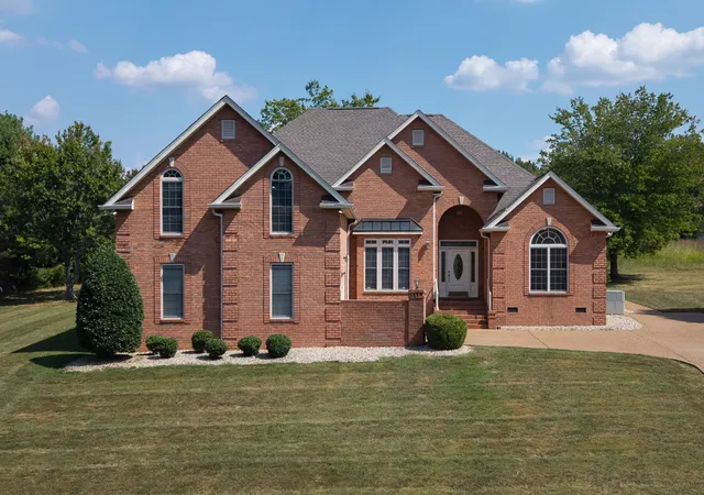 Photo 1 of Single family home for sale at 1019 Fairways Dr, Greenbrier, TN 37073 | MLS# 3593785 | Listing updated on 2026-09-27