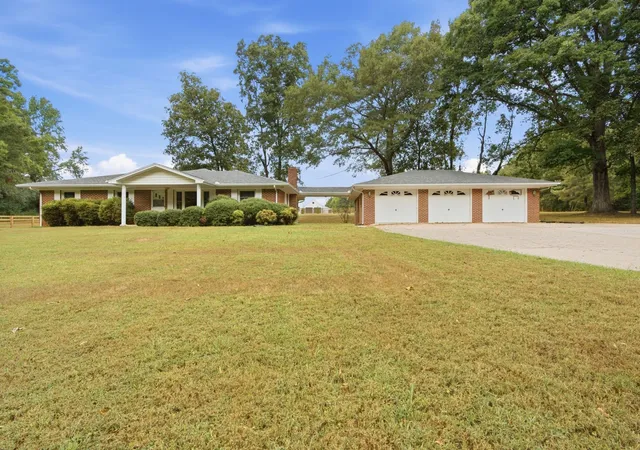 Photo 2 of Single family home for sale at 80 Hilldale Church Rd, Fayetteville, TN 37334 | MLS# 3599402 | Listing updated on 2026-09-27