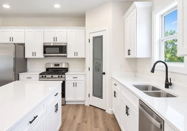 Photo 3 of Single family home for sale at 7212 Carthage Rd, Pleasant Shade, TN 37145 | MLS# 3593701 | Listing updated on 2026-09-25