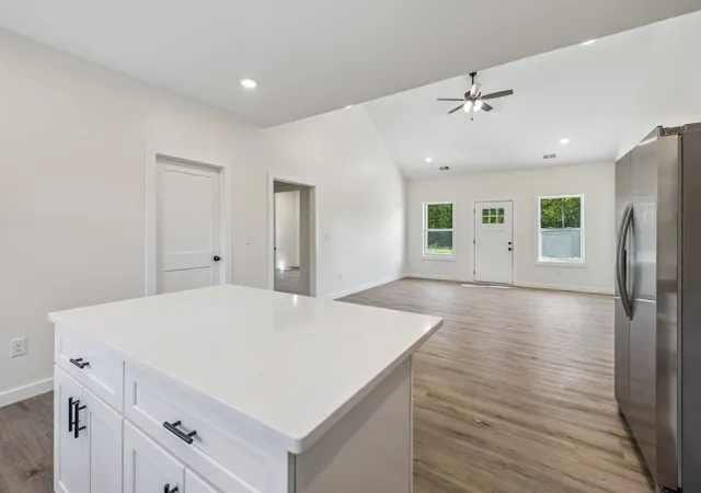 Photo 4 of Single family home for sale at 7212 Carthage Rd, Pleasant Shade, TN 37145 | MLS# 3593701 | Listing updated on 2026-09-25