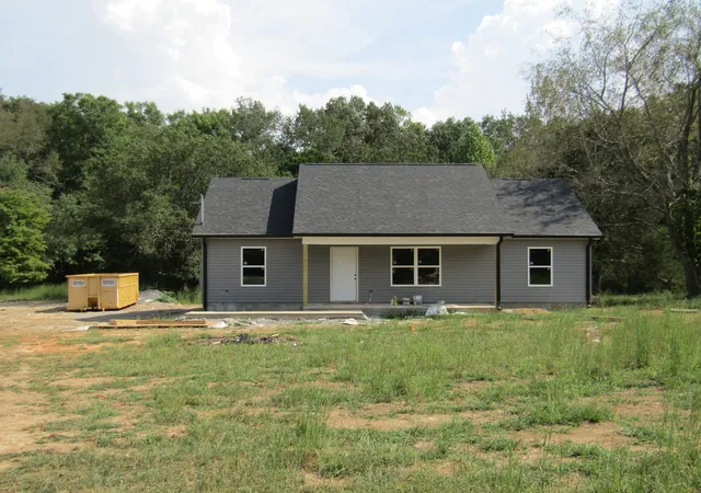 Photo 3 of Single family home for sale at 220 Union Rd, Winchester, TN 37398 | MLS# 3593692 | Listing updated on 2026-09-19