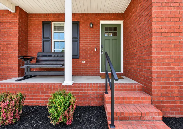 Photo 3 of Single family home for sale at 551 Faxon Ct, Murfreesboro, TN 37128 | MLS# 3627517 | Listing updated on 2026-10-27