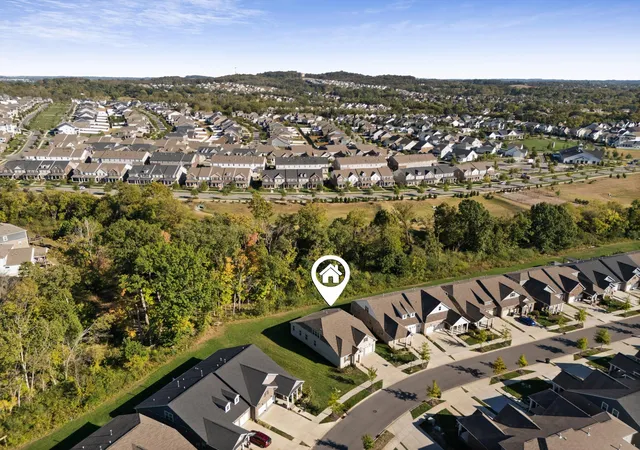 Photo 2 of Single family home for sale at 432 Gingerwood Ln, Hendersonville, TN 37075 | MLS# 3594159 | Listing updated on 2026-10-09