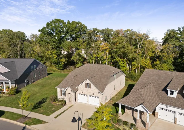 Photo 4 of Single family home for sale at 432 Gingerwood Ln, Hendersonville, TN 37075 | MLS# 3594159 | Listing updated on 2026-10-09