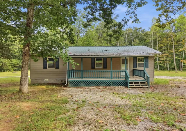 Photo 1 of Single family home for sale at 12253 Highway 127 S, Crossville, TN 38572 | MLS# 3598157 | Listing updated on 2026-09-23
