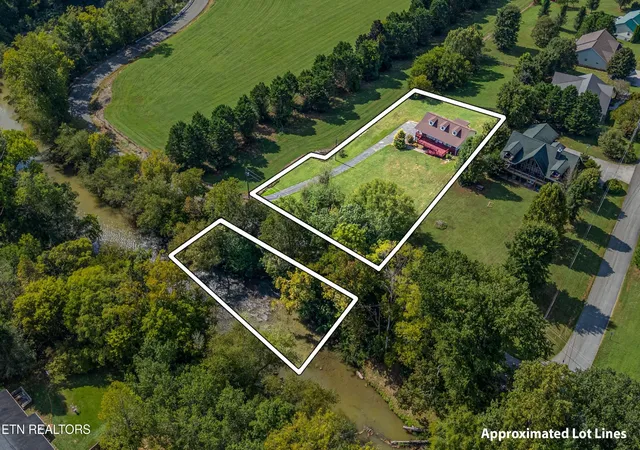 Photo 2 of Single family home for sale at 2255 Red Bank Rd, Sevierville, TN 37876 | MLS# 3593065 | Listing updated on 2026-09-21