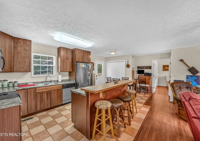 Photo 3 of Single family home for sale at 2255 Red Bank Rd, Sevierville, TN 37876 | MLS# 3593065 | Listing updated on 2026-09-21