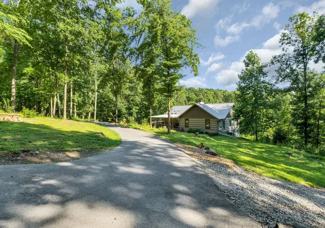 Photo 3 of Single family home for sale at 4545 Scenic Hills Ln, Franklin, TN 37064 | MLS# 3593648 | Listing updated on 2026-09-28