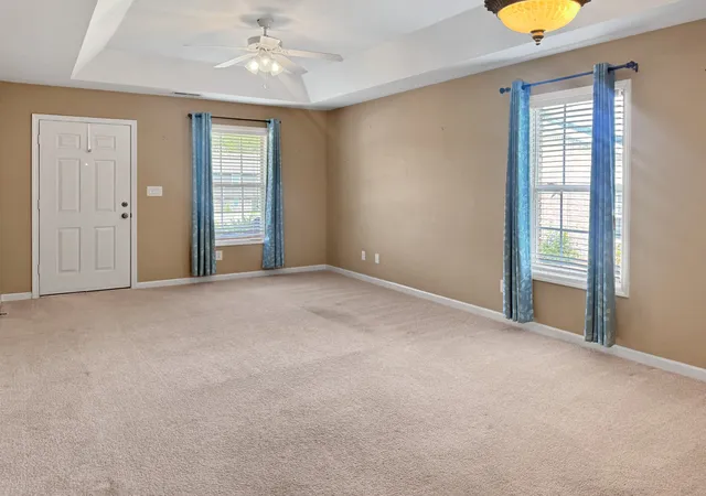 Listing Photo 4 - Condo for sale in building located at 114 Colson Vlg Ct, Dover, TN 37058