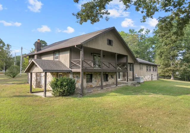 Photo 2 of Single family home for sale at 172 Littell Cir W, Tracy City, TN 37387 | MLS# 3597584 | Listing updated on 2026-09-25