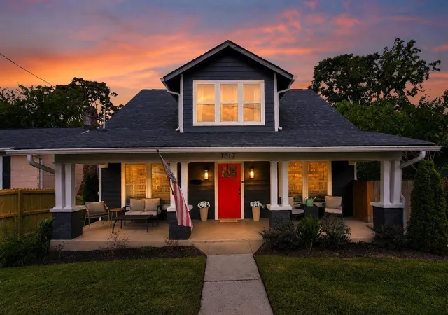 Photo 3 of Sale Pending at 1617 Shelby Ave, Nashville, TN 37206 | MLS# 3593913 | Listing updated on 2026-10-05