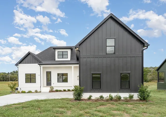 Photo 3 of Single family home for sale at 95 Crenshaw Rd, Hartsville, TN 37074 | MLS# 3603182 | Listing updated on 2026-09-30