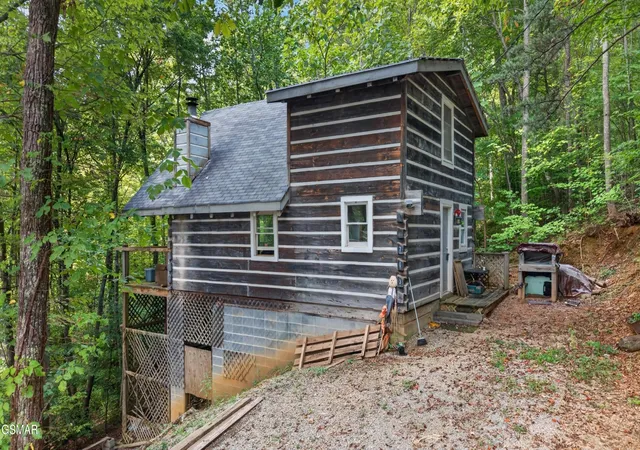 Photo 3 of Single family home for sale at 703 Fred Harrison Way, Gatlinburg, TN 37738 | MLS# 3593207 | Listing updated on 2026-10-06