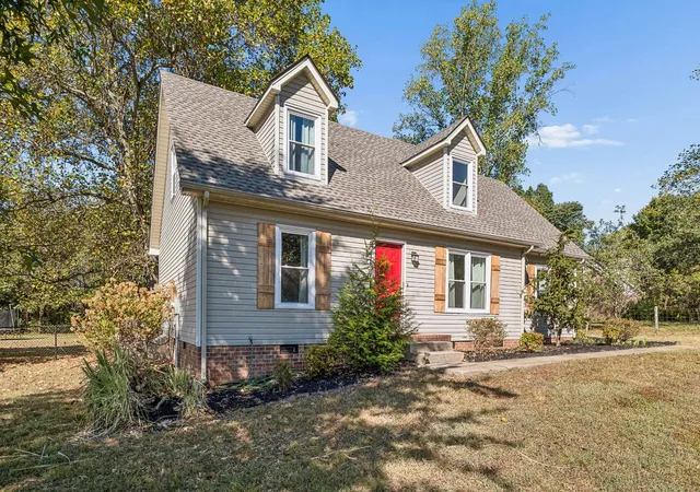 Photo 2 of Single family home for sale at 4920 Chesterfield Dr, Murfreesboro, TN 37127 | MLS# 3603104 | Listing updated on 2026-10-11