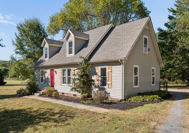 Photo 3 of Single family home for sale at 4920 Chesterfield Dr, Murfreesboro, TN 37127 | MLS# 3603104 | Listing updated on 2026-10-11