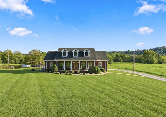 Photo 3 of Single family home for sale at 4692 Cornersville Rd, Lynnville, TN 38472 | MLS# 3594068 | Listing updated on 2026-09-29