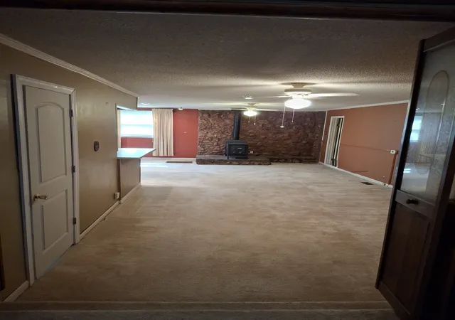 Photo 3 of Single family home for sale at 138 Lexington Dr, Clarksville, TN 37042 | MLS# 3601528 | Listing updated on 2026-10-14