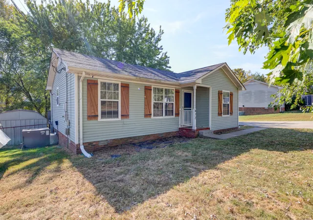 Photo 1 of Single family home for sale at 672 Artic Ave, Oak Grove, KY 42262 | MLS# 3593594 | Listing updated on 2026-10-02