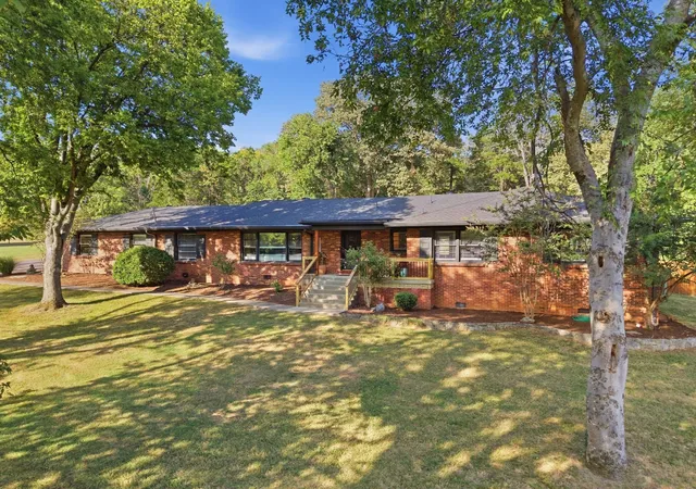 Photo 3 of Single family home for sale at 225 Peeler Trl, Madison, TN 37115 | MLS# 3594382 | Listing updated on 2026-09-23