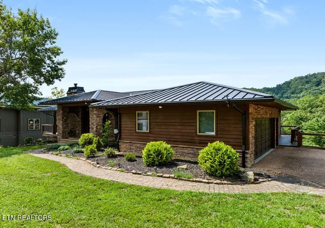 Photo 3 of Single family home for sale at 1441 Mountain Ash Way, Sevierville, TN 37876 | MLS# 3594617 | Listing updated on 2026-10-06