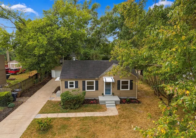 Single family home for sale at 907 Kipling Dr, Nashville, TN 37217 | MLS# 3598486