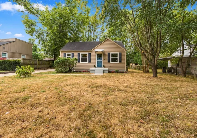 Photo 4 of Single family home for sale at 907 Kipling Dr, Nashville, TN 37217 | MLS# 3598486 | Listing updated on 2026-10-04