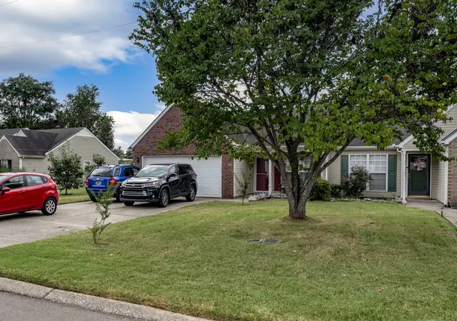 Photo 1 of Single family home for sale at 718 Dellwood Dr, Smyrna, TN 37167 | MLS# 3593543 | Listing updated on 2026-10-06
