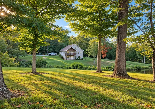 Single family home for sale at 1211 Collins Rd, Vanleer, TN 37181 | MLS# 3593528